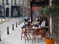 A cafe near the medical school in Paris