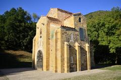 Iglesia de San Miguel de Lillo