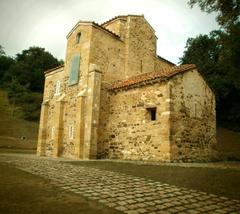 Iglesia de San Miguel de Lillo in Oviedo