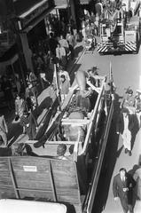 Statue group of David, Goliath, and henchman transported by truck to Historical Museum in Amsterdam in 1969