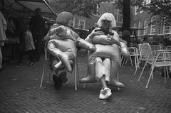 Art market in the courtyard of Amsterdam Historical Museum, September 21, 1972