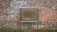 1998 plaque in Kinh Thien palace