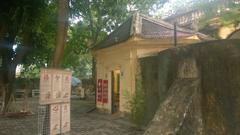 Calligraphy shop in Kinh Thien palace in 2014