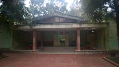 Staff area at the Kinh Thien palace in 2014