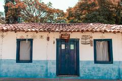 Tolomony family house in Aldeia de Carapicuíba