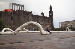 Photo of El Gusano monument in Mexico