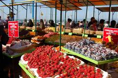 fruit stand on Pier 39