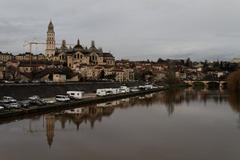 aerial view of Périgueux, France, with historic buildings and the Isle River