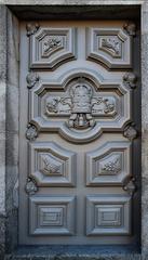 Lateral door of Igreja dos Clérigos