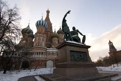 Monument to Minin and Pozharsky