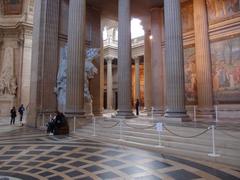 Pantheon in Paris under a clear blue sky