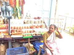 Manakula Vinayagar Temple street flower shop street vendor