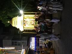 Idol of Urchavar outside Manakula Vinayagar Temple