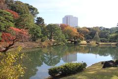 Rikugi-en garden in autumn with vibrant fall foliage