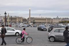 Lone cyclist in Paris