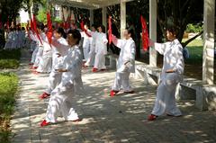 tai chi show in Guilin city park