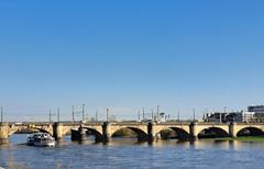 Personendampfer Dresden auf der Elbe