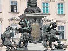 Mariensäule am Hof statue base