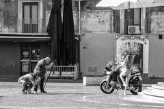 black and white street photography photoshoot