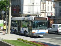 Heuliez GX 117 bus in Saintes at Théâtre stop