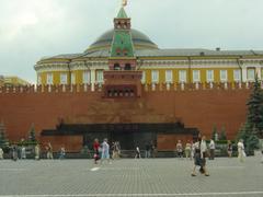 Kremlin Wall Necropolis and Lenin's Mausoleum in Moscow 2007