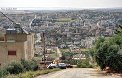 A view of Al-Husn town from Aidoun heights