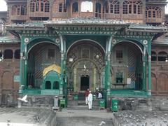 Khanqah Shah Hamdan Mosque entrance in Srinagar