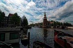 's Gravenhekje in Amsterdam, panoramic view of Oudeschans and Montelbaanstoren