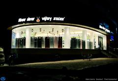 Vijay Sales electronics megastore near D-Mart, Vasai West