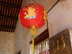 Decorations in Poh San Teng Temple