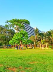 Park side of National Museum of Pakistan in Karachi