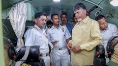 Chief Minister Chandrababu Naidu with Navy officers at Visakhapatnam