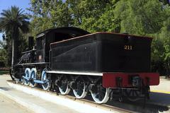 Steam locomotive J24 719 with tender