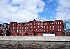 photo of Prechistenskaya Embankment building in Moscow