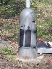 Streetlamp near the path along the Rokytka creek in Libeň, Prague