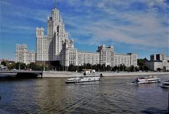 Moscow Kotelnicheskaya Embankment building