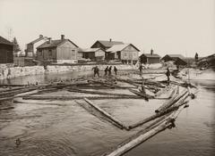 Log driving in Vantaanjoki, eastern branch of Vanhankaupunginkoski