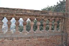 Dehli Gate roof fence