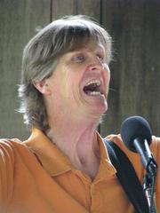 Andy Offutt Irwin performing at the Children's Garden of the Atlanta Botanical Garden