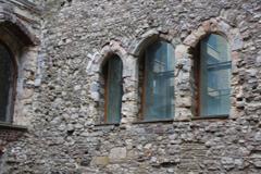 Winchester Palace remains with rose window on Clink Street