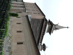 Jami Masjid western facade with qibla wall