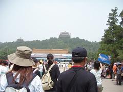 crowd exiting the Palace Museum (Shenwumen Gate)