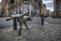 Zinneke Pis statue of urinating dog in Brussels