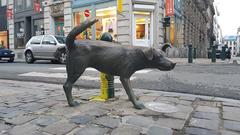 Het Zinneke statue in Brussels, Belgium