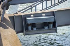 mass-spring-damper on Passerelle des Deux-Rives bridge