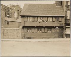 19 North Square Paul Revere House historical building