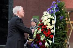 U.S. Defense Secretary Robert M. Gates lays a wreath at the Tomb of the Unknown Soldier in Moscow, Russia