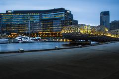 Melbourne cityscape with Yarra River