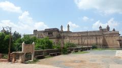 Orchha Fort complex in Orchha, Madhya Pradesh