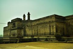 exterior view of Orchha Fort